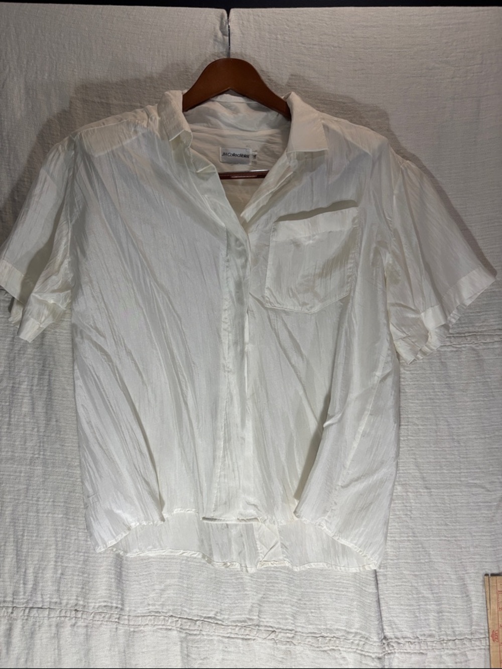 JH Collectibles White Short-Sleeve Button Front Blouse 100% Silk Made in USA